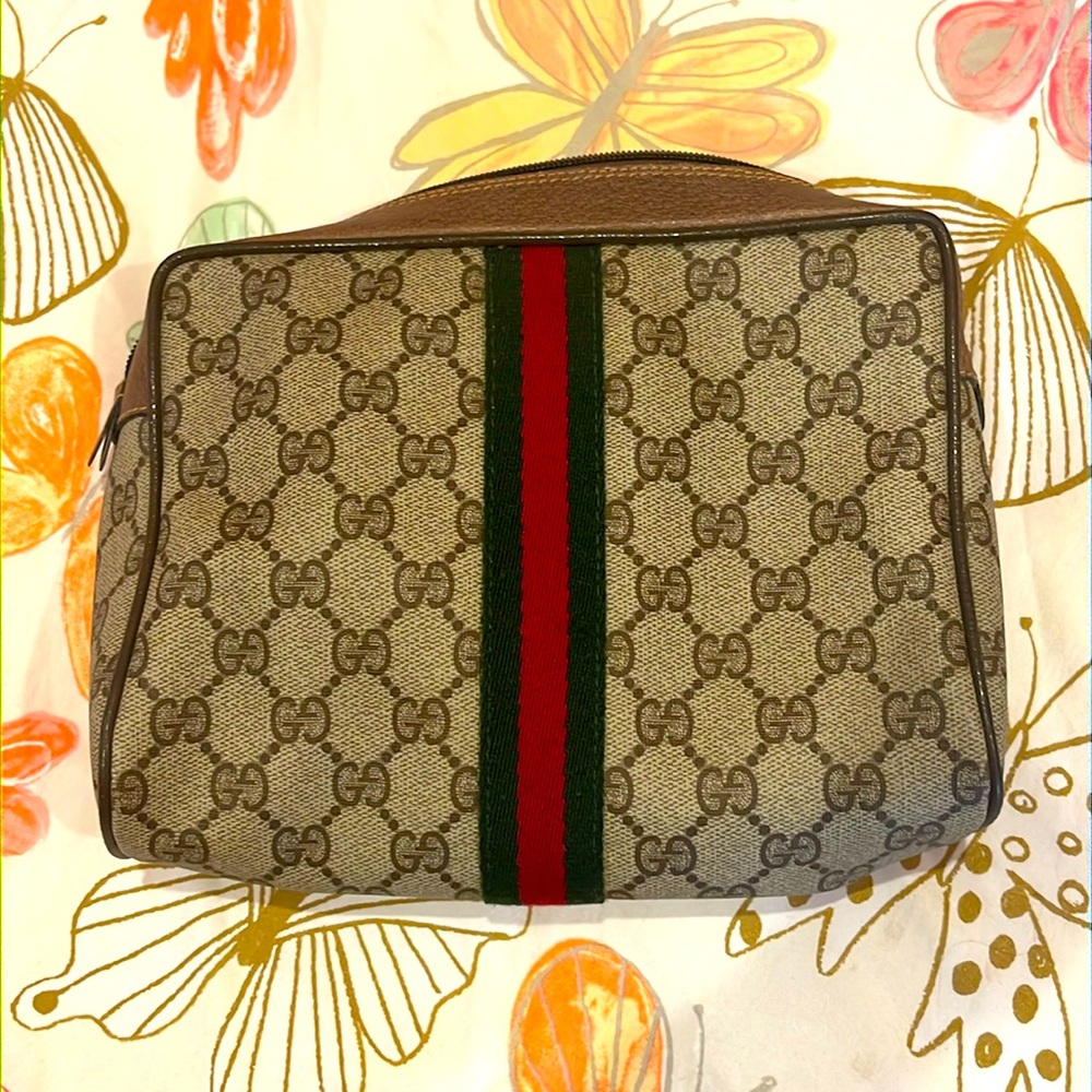 Pre-owned GUCCI clutch
